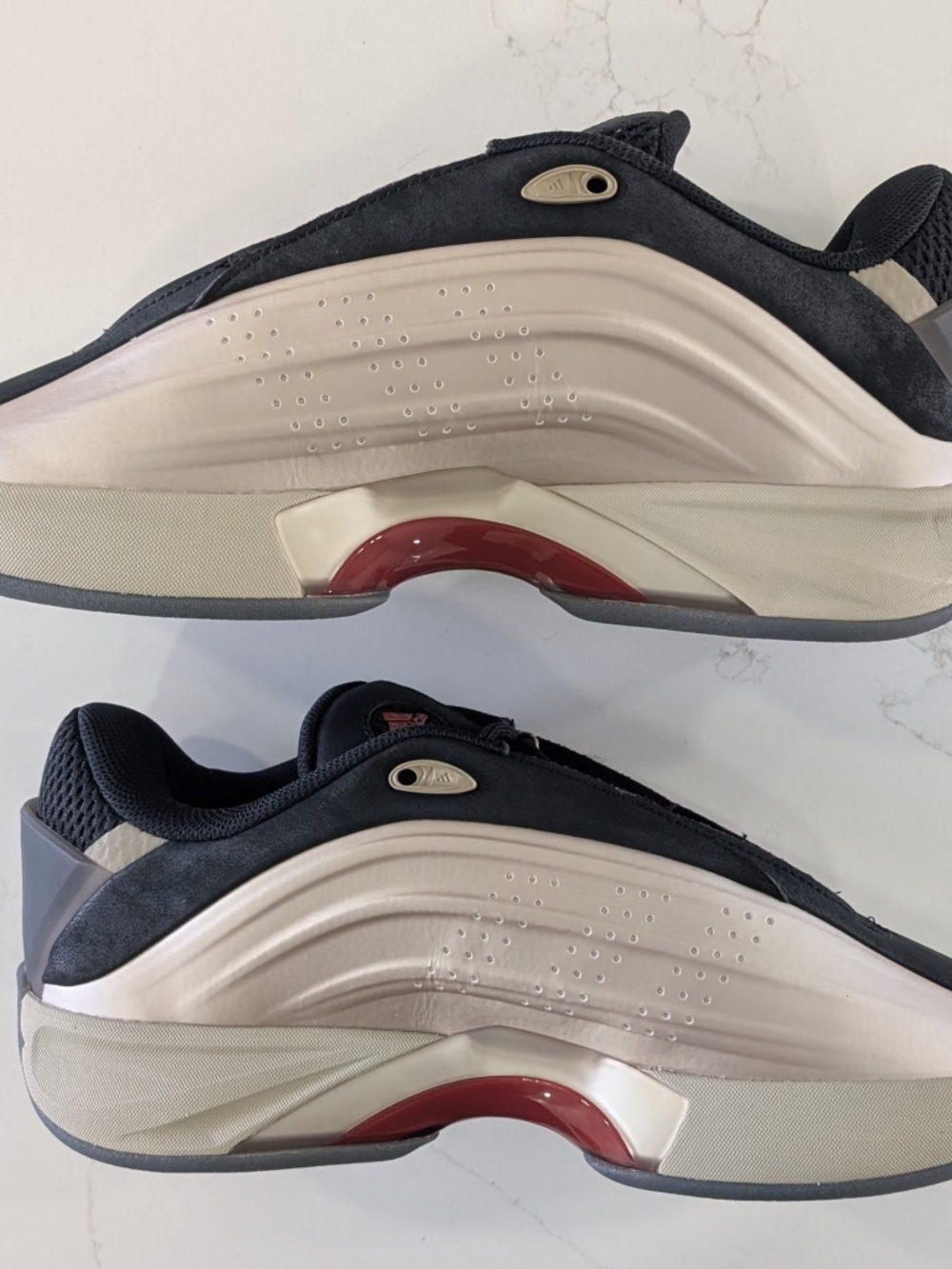 Adidas Nova IIInfinity 002 White Black Orange Men's 10 Women's 11 Kobe Retro NEW